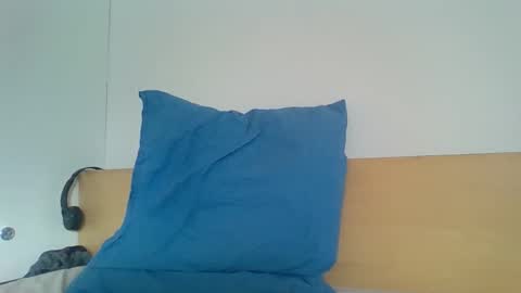 Red online show from November 2025 10:41:02 AM