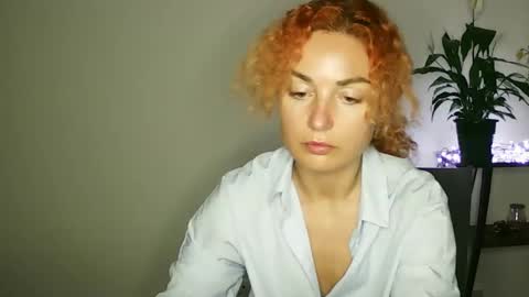 reddgirll online show from February 2025 08:43:02 PM