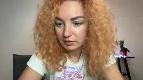 reddgirll online show from February 2025 06:35:02 PM