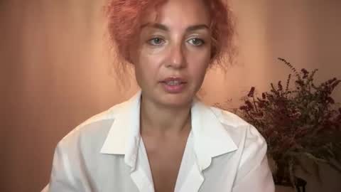 reddgirll online show from October 2025 06:19:02 PM