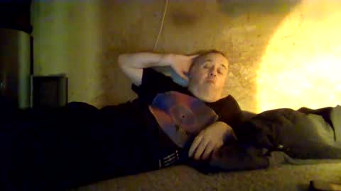 reddragon1195 online show from February 2025 11:33:01 AM