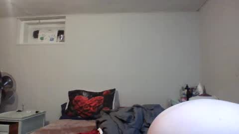 Snapshot of redheadslutwife8803 chatting on January 2025 09:51:02 AM Lenae Redd online show from January 2025 09:51:02 AM