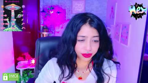 Snapshot of redhotter_ chatting on November 2025 08:10:01 PM Lili Lopez online show from November 2025 08:10:01 PM