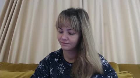 RedJessica online show from November 2025 05:17:01 AM