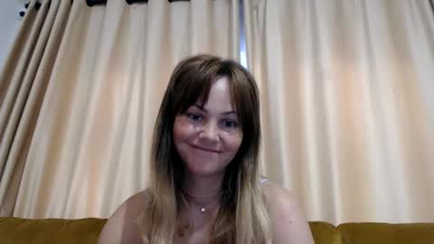 RedJessica online show from May 2026 06:40:01 AM