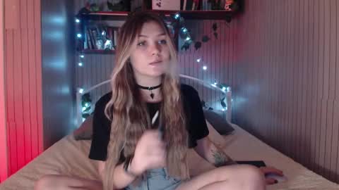 Snapshot of redmoonhead chatting on February 2026 11:26:01 AM Ana online show from February 2026 11:26:01 AM