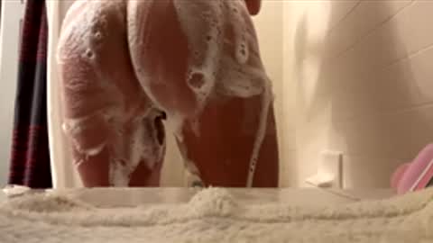 Snapshot of reds_riding_you chatting on December 2025 01:05:02 PM Red online show from December 2025 01:05:02 PM