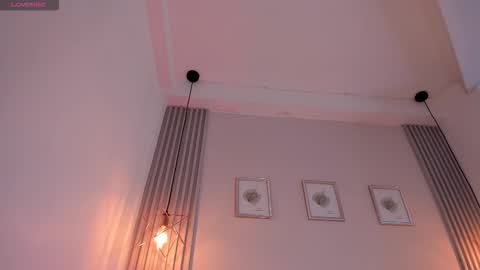 Anna Redvelvet online show from December 2025 04:23:01 PM