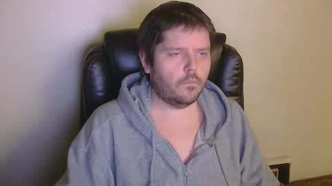 Snapshot of reecoiled chatting on February 2026 11:31:02 AM reecoiled online show from February 2026 11:31:02 AM