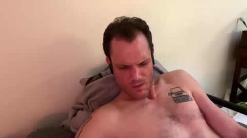 Snapshot of reed_thomas chatting on September 2025 06:48:02 AM Reed Thomas online show from September 2025 06:48:02 AM