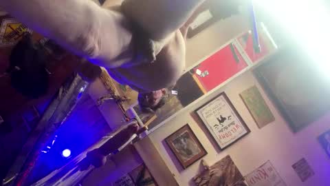 Snapshot of reeferleefer chatting on February 2026 06:10:02 AM Lee online show from February 2026 06:10:02 AM