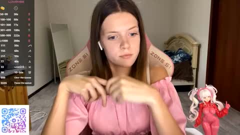 Lucy online show from September 2025 03:39:02 PM