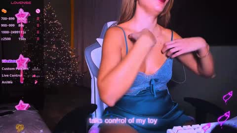 reggieMeow online show from December 2024 01:46:01 AM