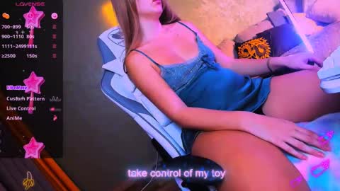 reggieMeow online show from February 2025 02:04:01 AM