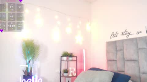 Snapshot of regina1819 chatting on January 2026 12:37:01 AM regina1819 online show from January 2026 12:37:01 AM