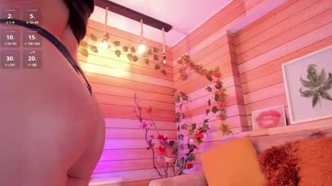 Regina online show from December 2024 10:47:01 PM