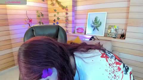 Regina online show from January 2025 07:39:01 PM