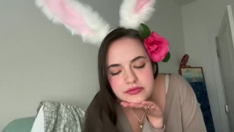 Its Reginaaa  online show from April 2026 01:14:01 AM