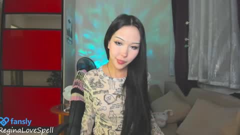  Regina online show from January 2025 11:58:01 PM