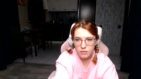 Regina online show from November 2025 12:53:01 AM