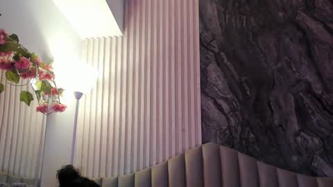 reginavegaa online show from March 2025 06:05:02 PM