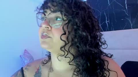 Snapshot of reginavegaa chatting on May 2026 09:06:01 AM reginavegaa online show from May 2026 09:06:01 AM