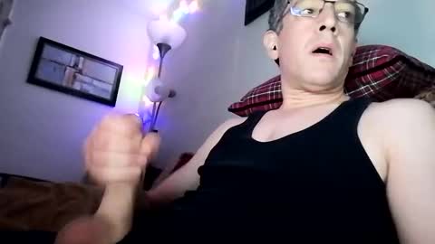 regularguy20 online show from October 2025 09:46:02 AM