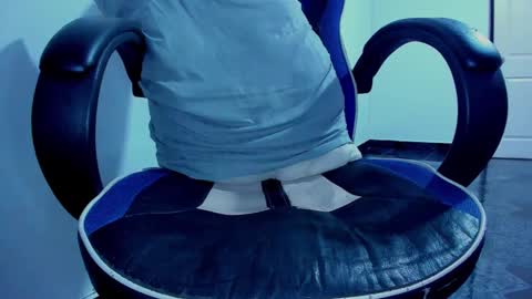 Snapshot of rei_jey chatting on January 2025 04:09:02 AM Reid Green online show from January 2025 04:09:02 AM