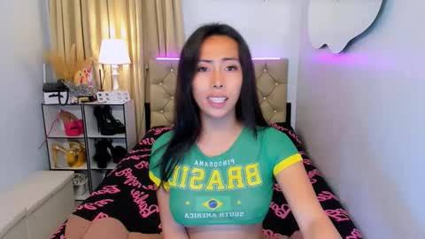 reighnempress online show from February 2025 04:14:02 AM