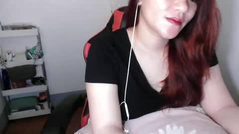 Snapshot of reign2525 chatting on September 2025 04:39:01 PM reign2525 online show from September 2025 04:39:01 PM