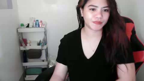 Snapshot of reign2525 chatting on October 2025 12:24:01 PM reign2525 online show from October 2025 12:24:01 PM