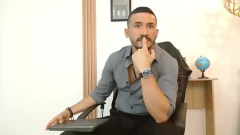   REIKO  online show from September 2025 02:49:02 PM