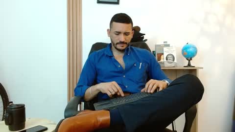   REIKO  online show from September 2025 02:43:02 PM