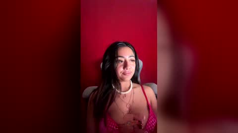 reinaassss online show from May 2026 11:27:01 AM