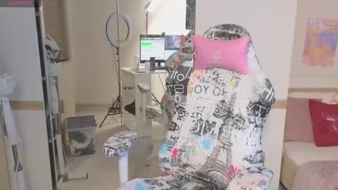 Anna online show from September 2025 11:48:01 AM