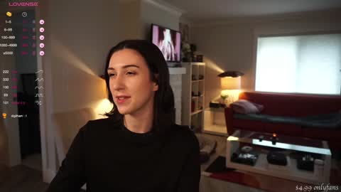 Remi online show from December 2024 08:40:01 PM