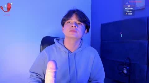 Snapshot of remiblythe chatting on February 2025 08:21:01 PM RemiBlythe online show from February 2025 08:21:01 PM