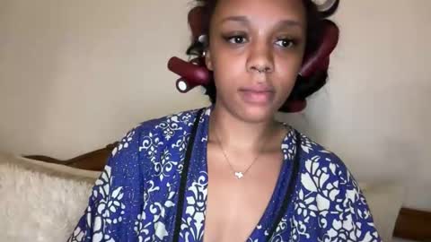 renaeesasha online show from March 2026 05:41:01 AM