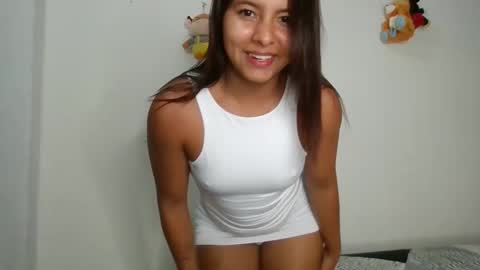 renata online show from March 2026 11:52:02 PM