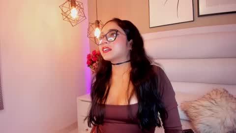 Renata Vale28 online show from February 2026 08:06:01 PM