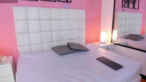 Renata online show from March 2025 04:57:02 AM