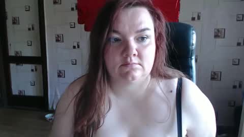 renataoia online show from September 2025 09:53:02 AM