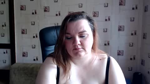 renataoia online show from July 2026 09:23:01 AM