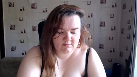 renataoia online show from July 2026 11:23:02 AM