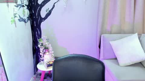      online show from September 2025 11:56:02 AM