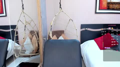 Snapshot of renataruiz_rr chatting on May 2026 12:10:01 PM online show from May 2026 12:10:01 PM