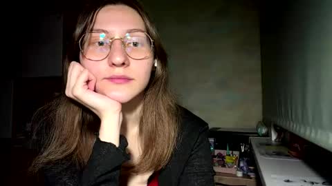 Mia online show from April 2026 05:34:01 PM