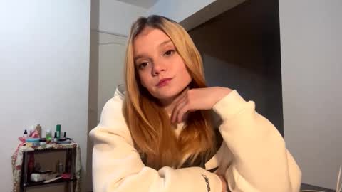 Snapshot of rendabecnel chatting on February 2026 12:59:01 AM Tiffany online show from February 2026 12:59:01 AM