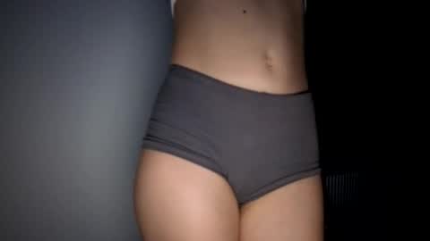 renee_loah online show from October 2025 08:27:02 PM