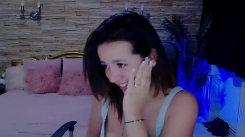 renesmesweet online show from December 2024 06:01:02 PM